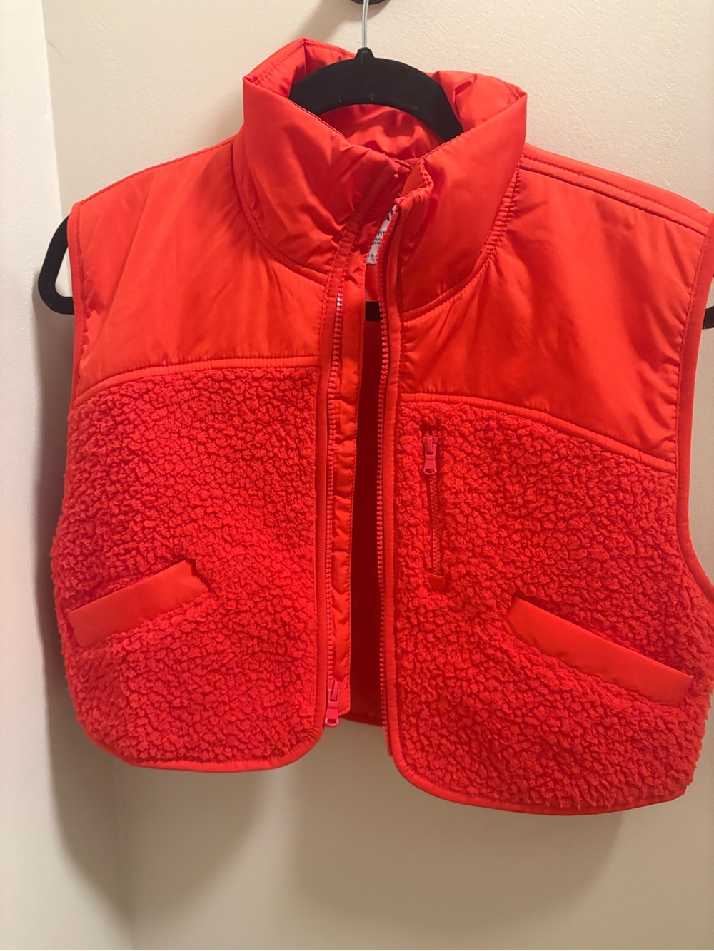 Old Navy Cropped Sherpa Vest